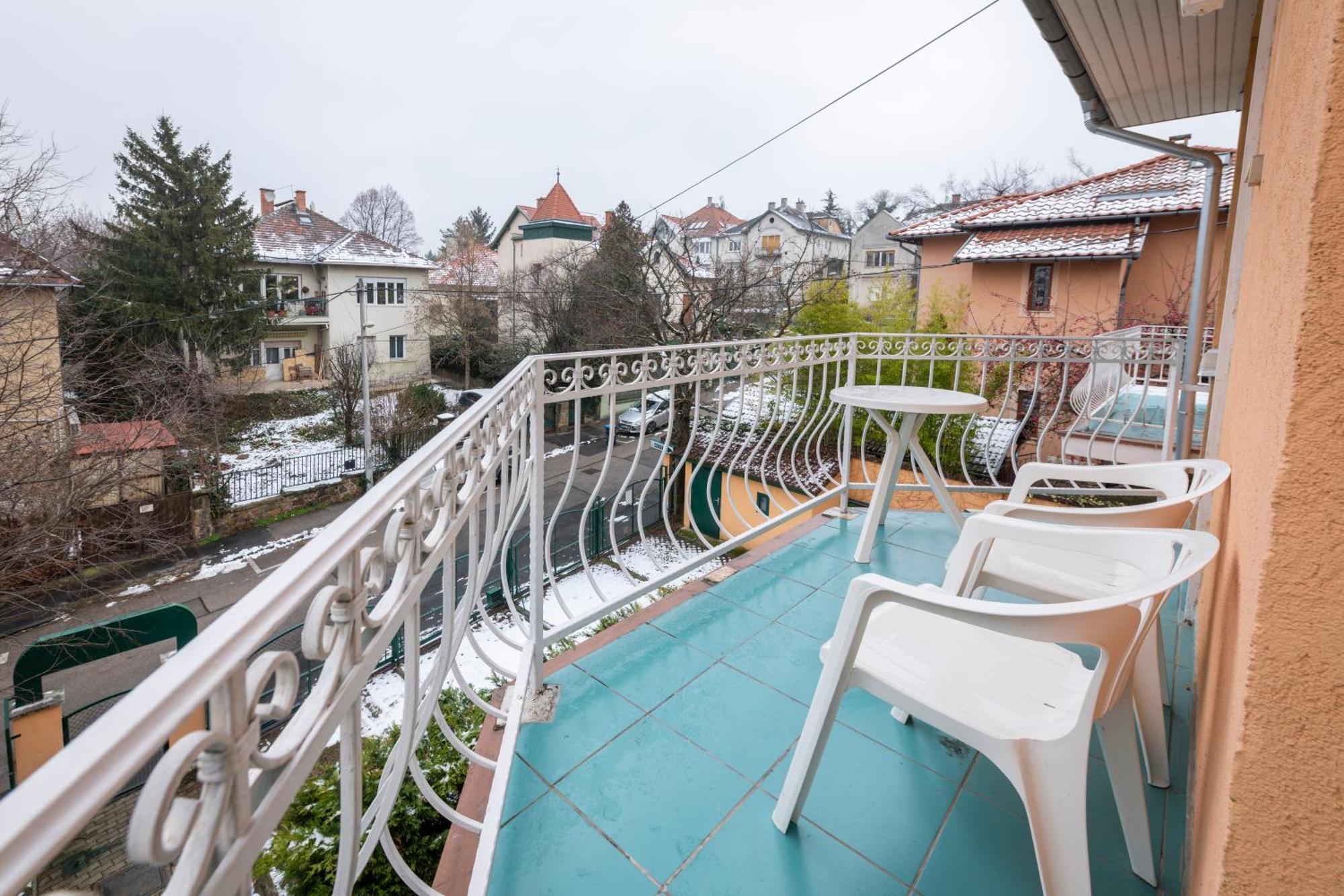 Hotel Kristal Gellert Hill Budapest Exterior photo