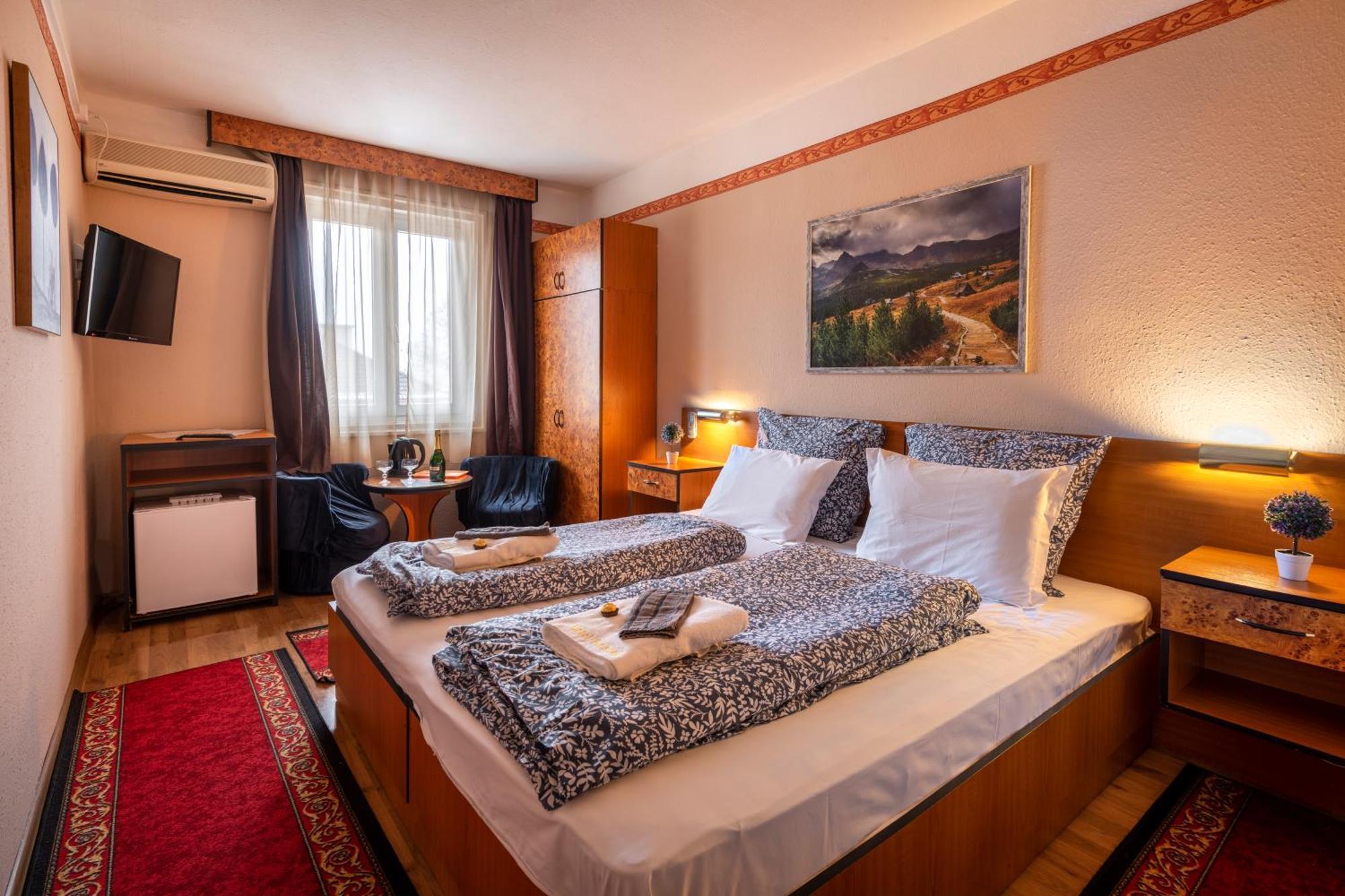 Hotel Kristal Gellert Hill Budapest Exterior photo