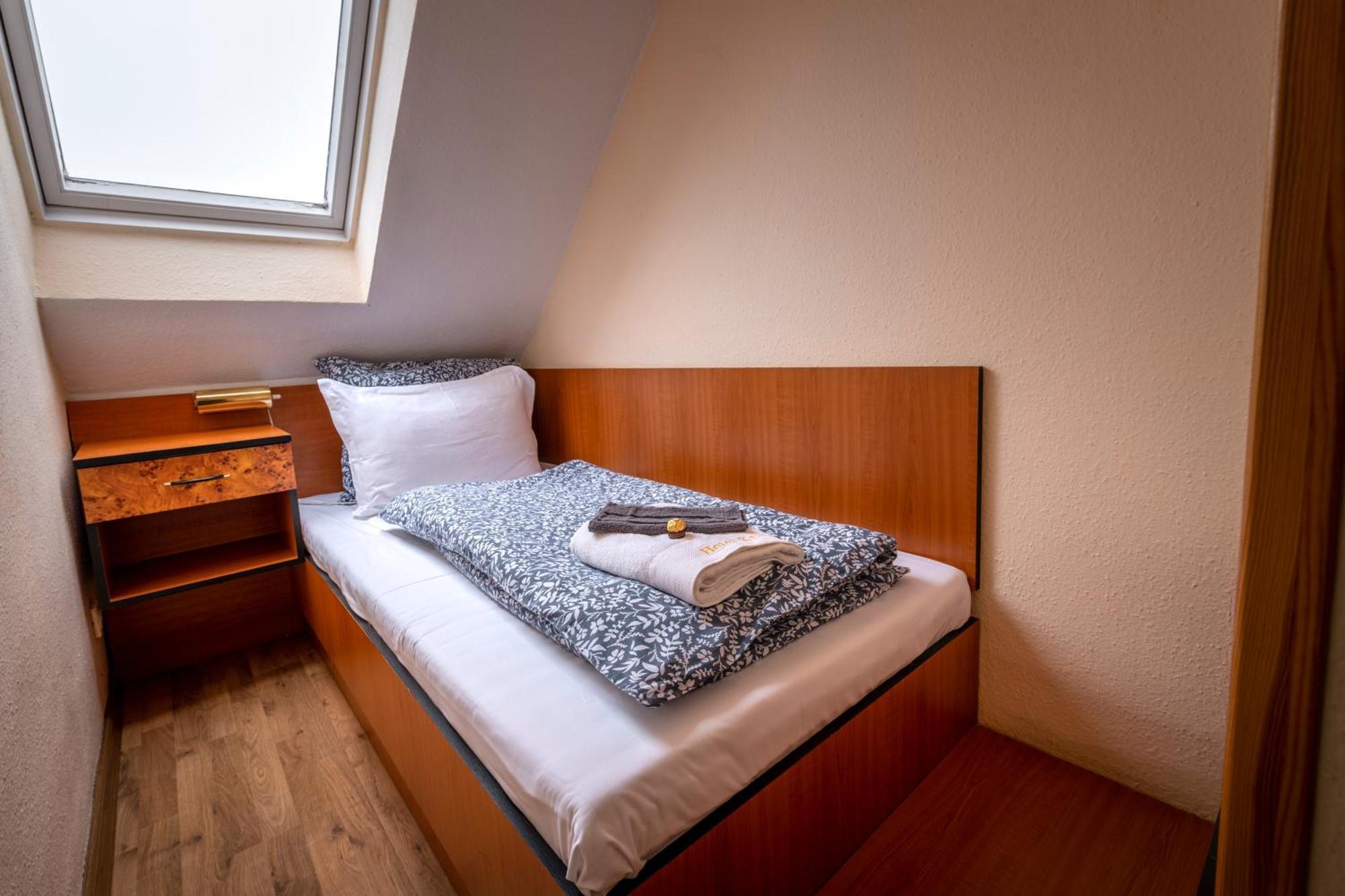 Hotel Kristal Gellert Hill Budapest Exterior photo