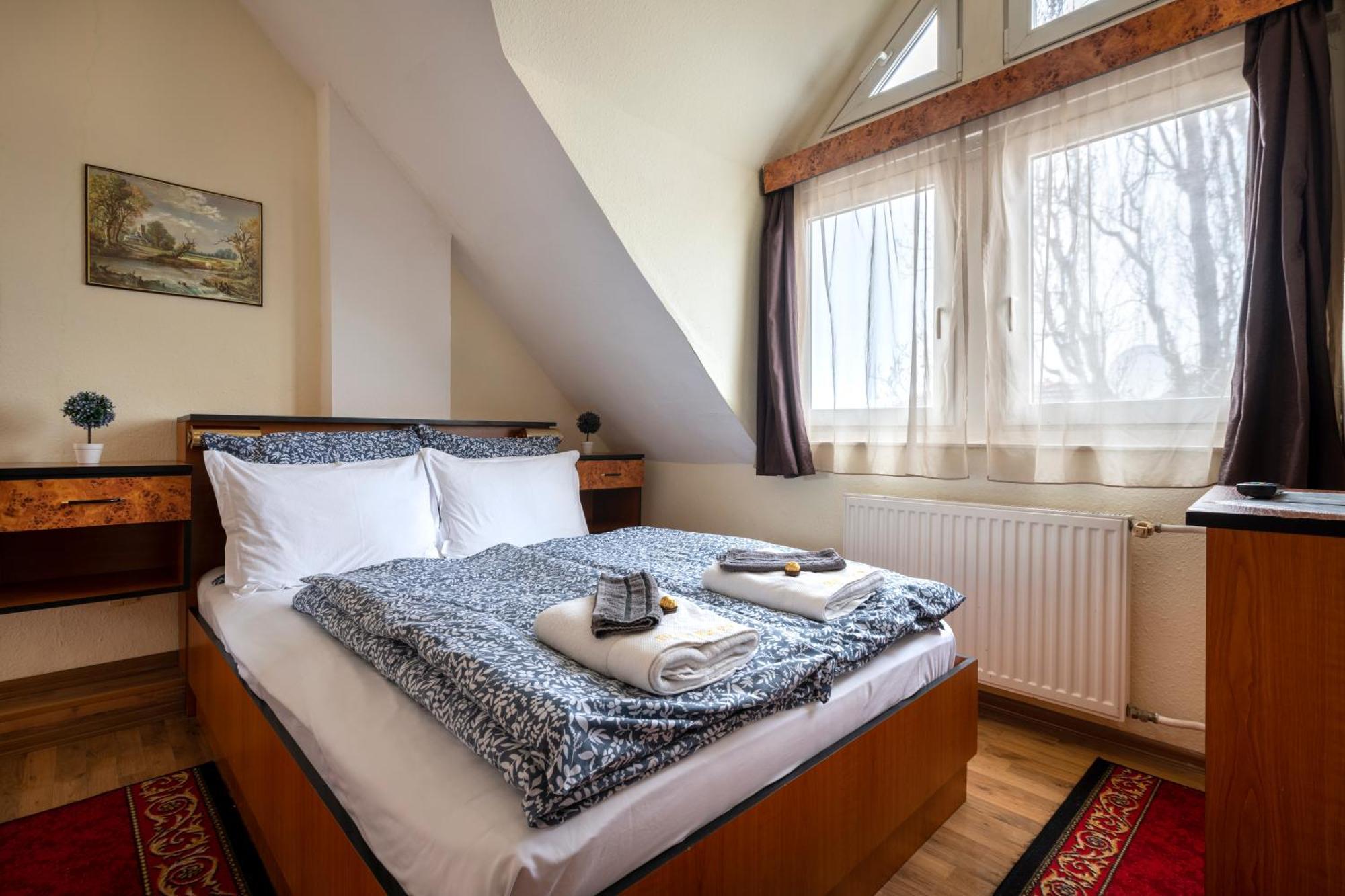 Hotel Kristal Gellert Hill Budapest Exterior photo